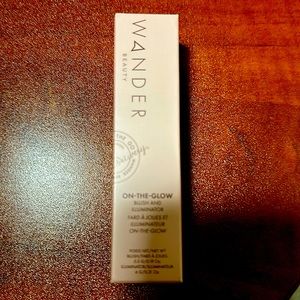 On the Glow Blush and Illuminator